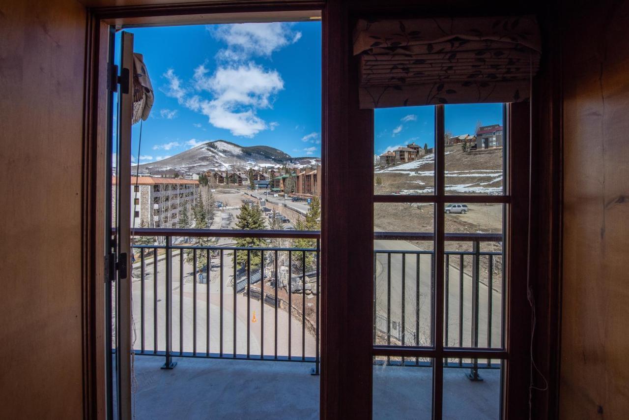 Two Bedroom Condo With Balcony Over Mountaineer Square - Just Steps From The Slopes! Condo Crested Butte Extérieur photo